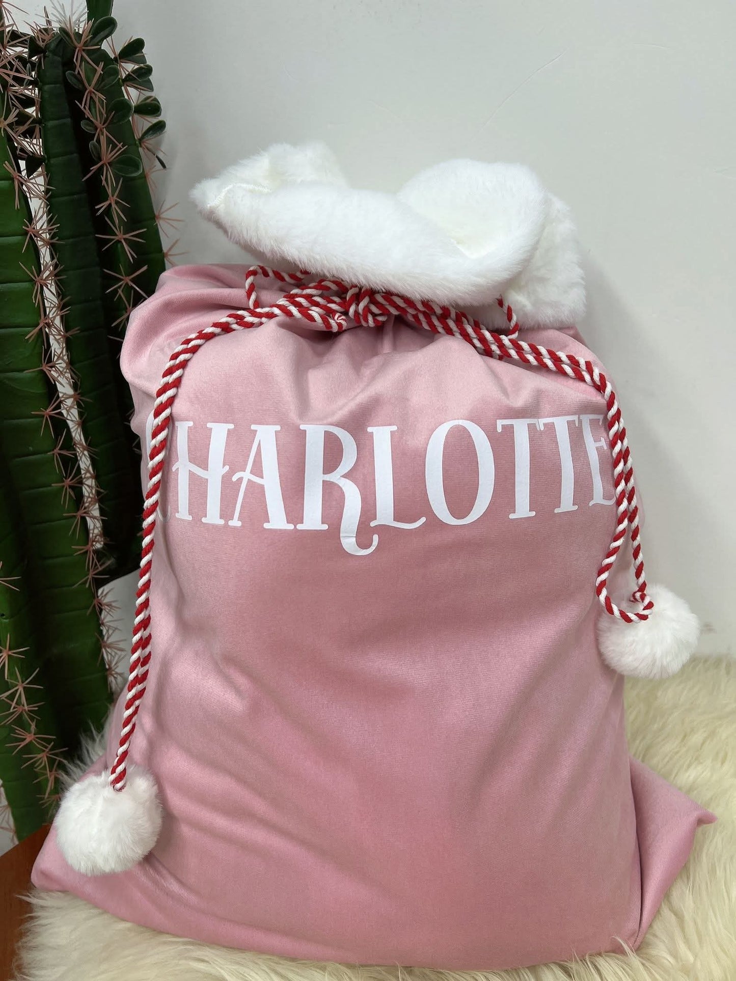 CUSTOM VELVET SACKS